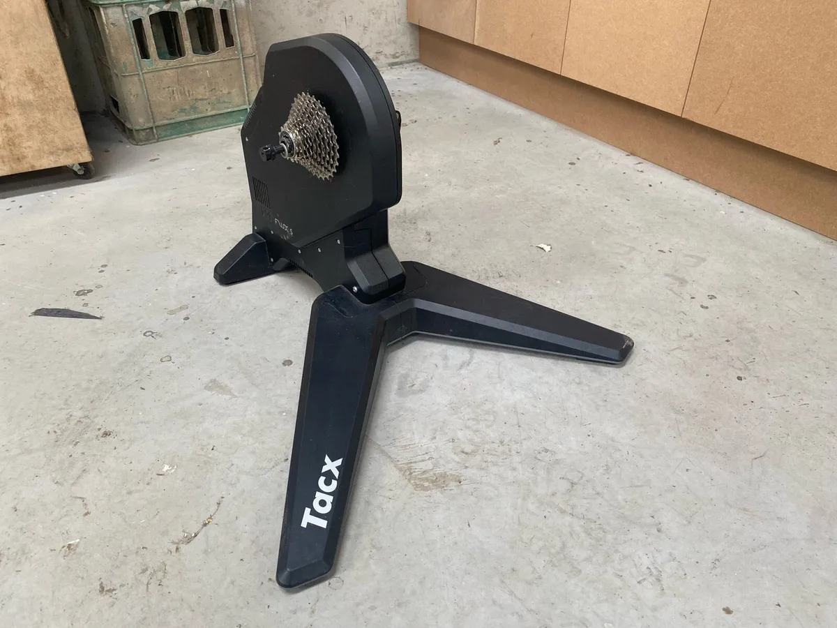 Indoor Smart Trainer - Image 1