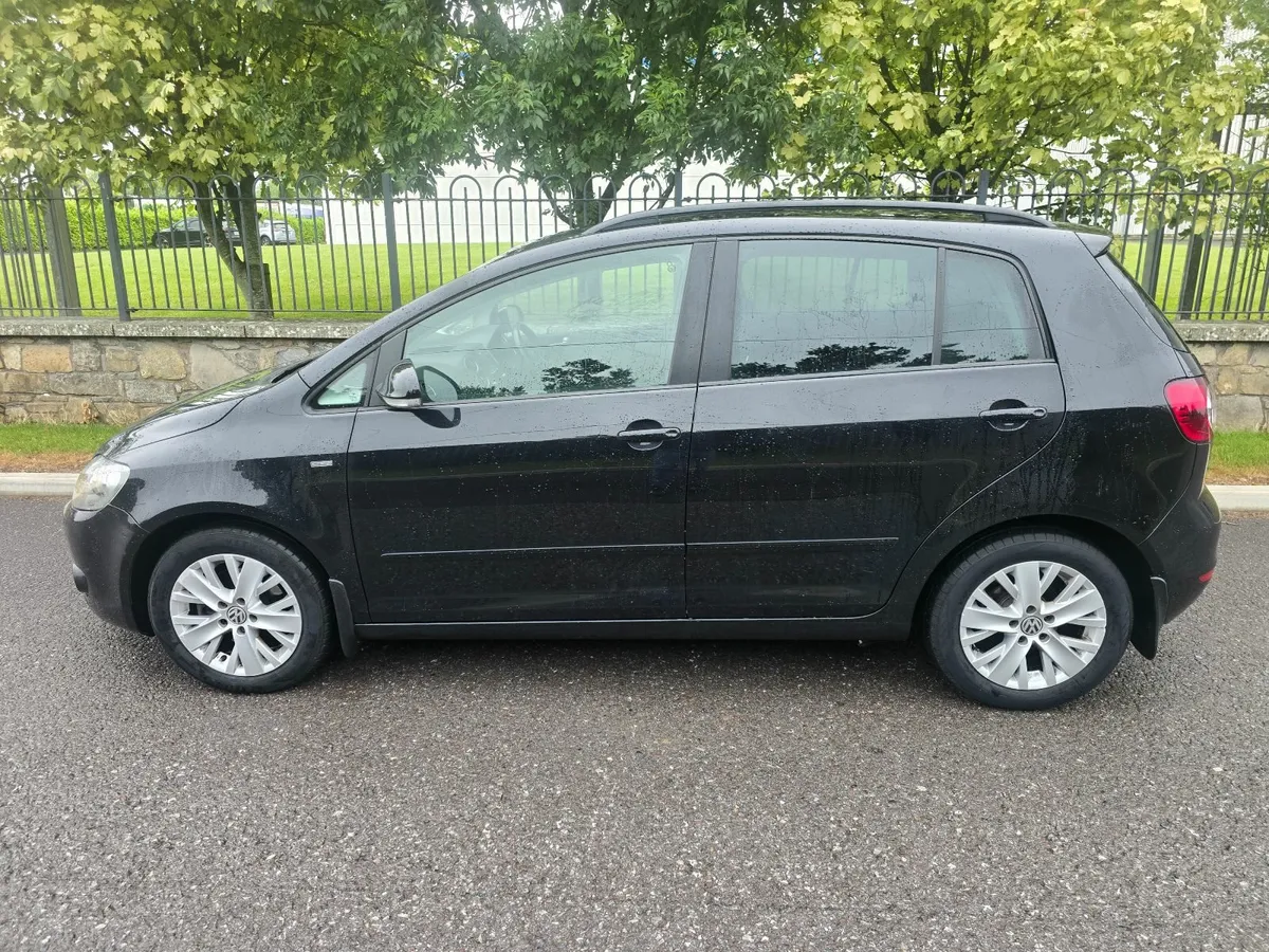 Volkswagen Golf Plus Automatic - Image 2