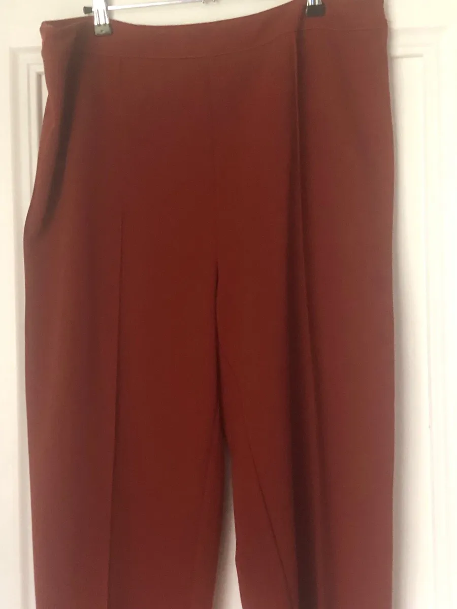 Ladies trousers - Image 3