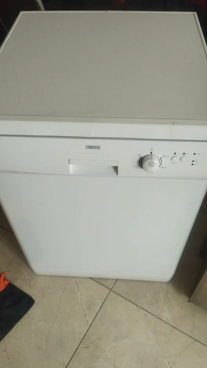 Dishwasher - Image 3