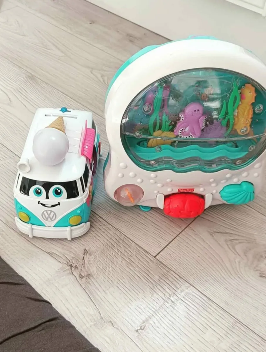 Toy : Ice cream truck and sea animals aquarium - Image 1