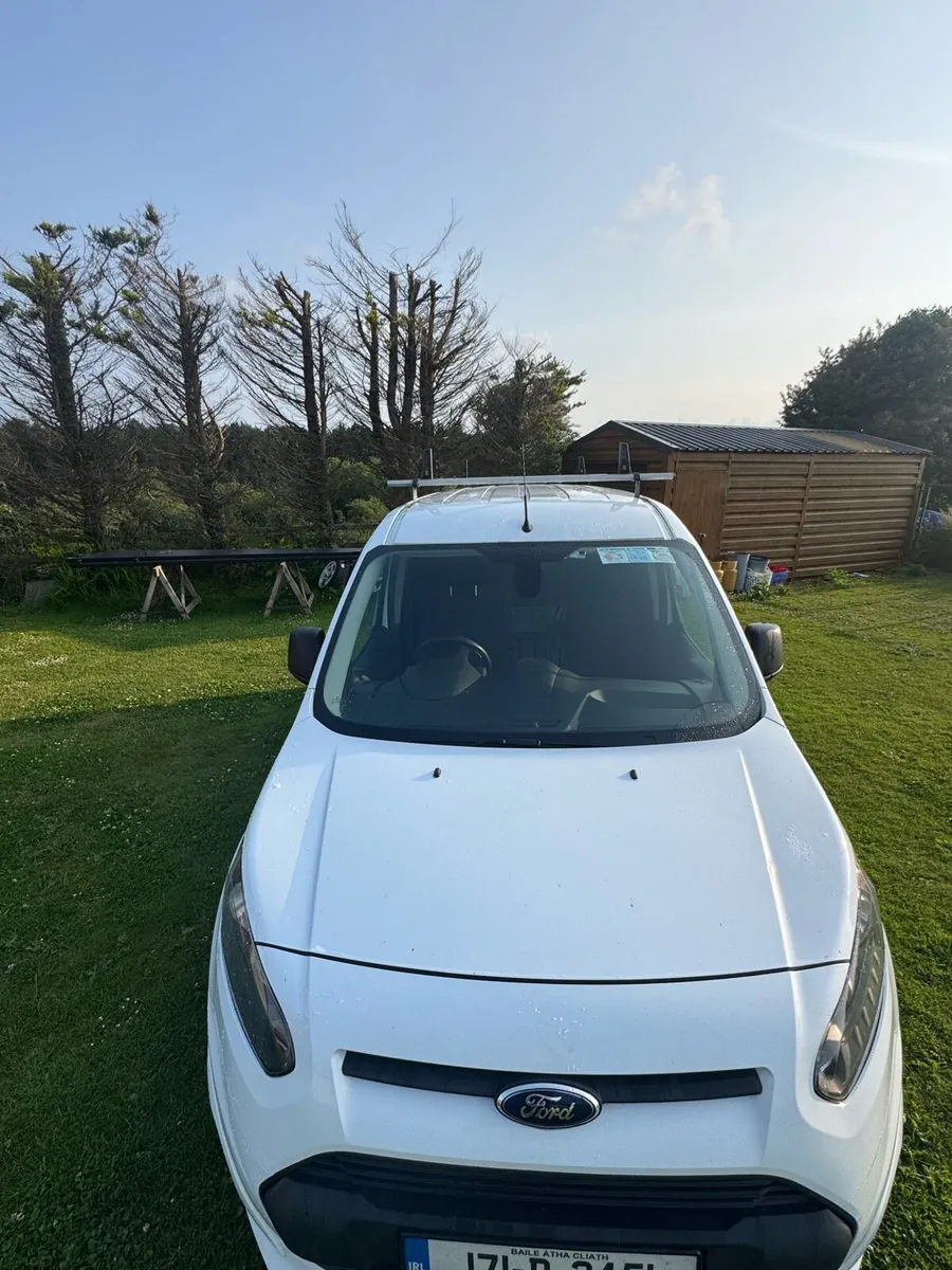 Ford Transit Connect L2H1 - Image 2