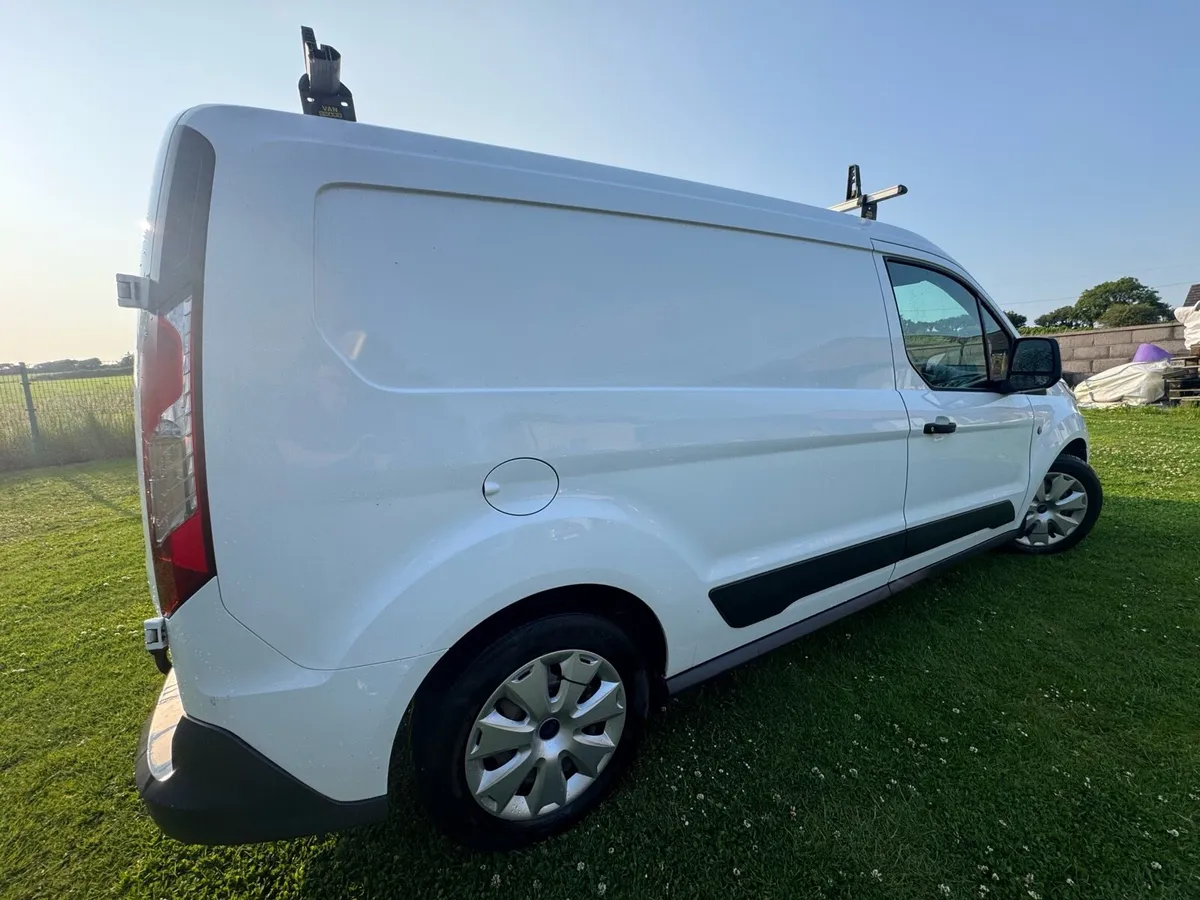 Ford Transit Connect L2H1 - Image 3