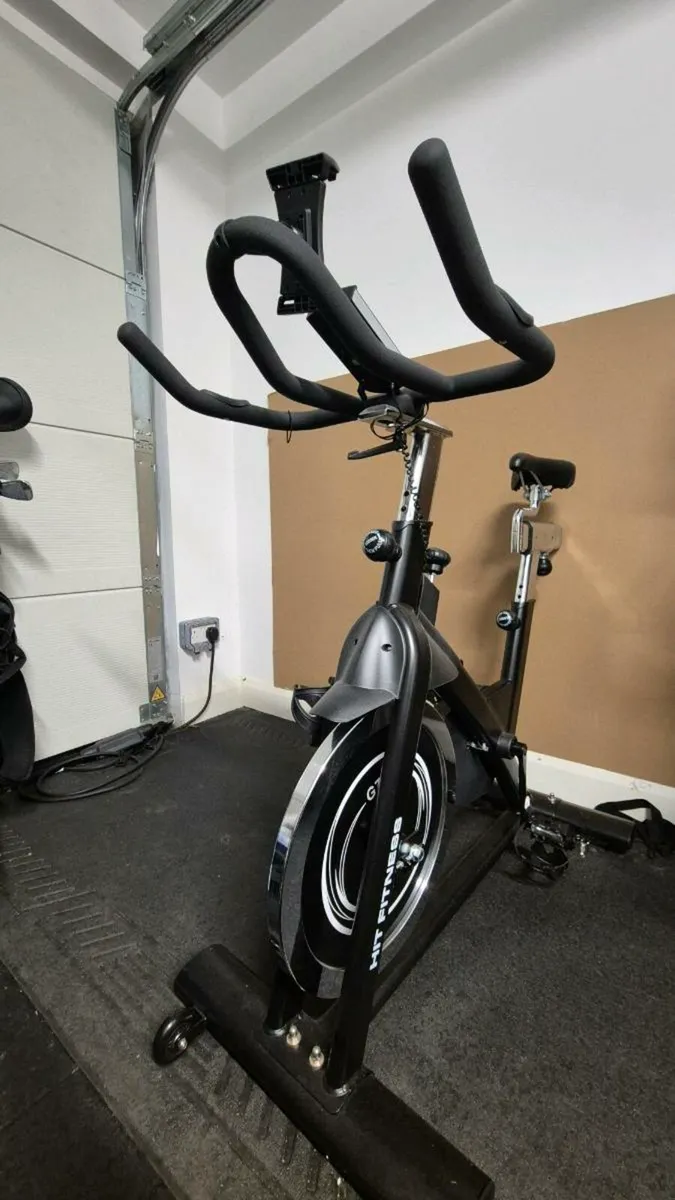 Hit Fitness Spin Bike Chain G7 With Console - Image 1