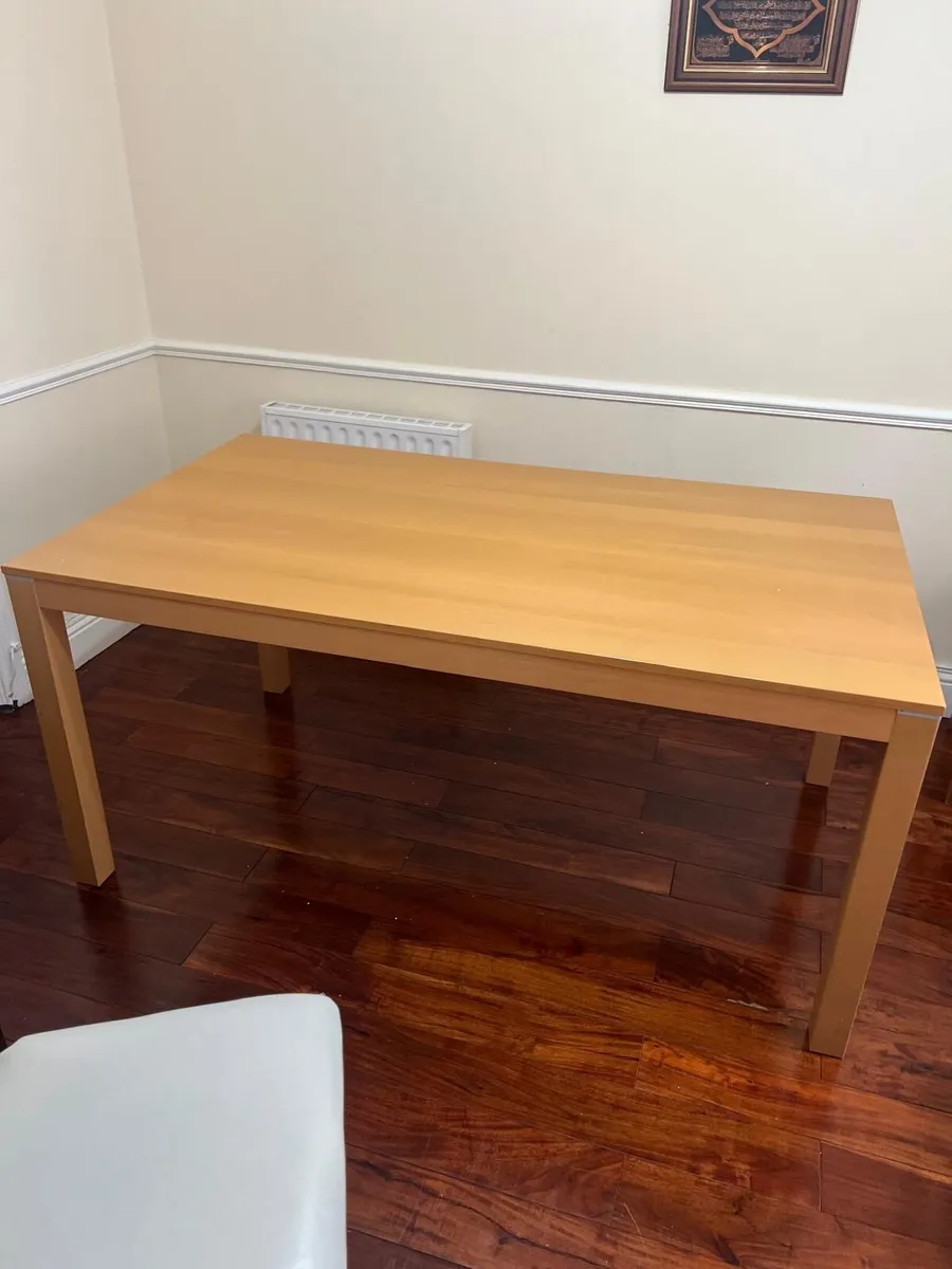 Dining room table with 4 chairs - Image 1