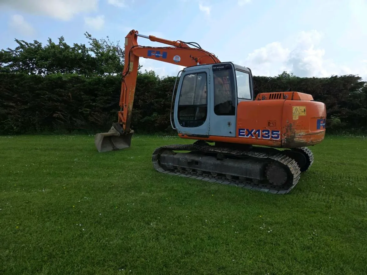 Hitachi ex135 - Image 1