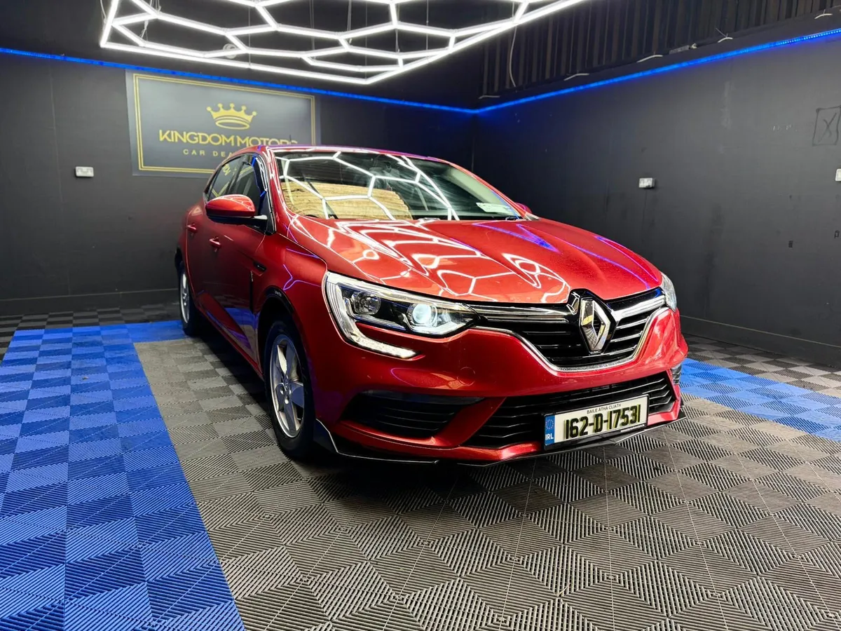 Renault Megane,Nct 08/26,STUNNING - Image 4