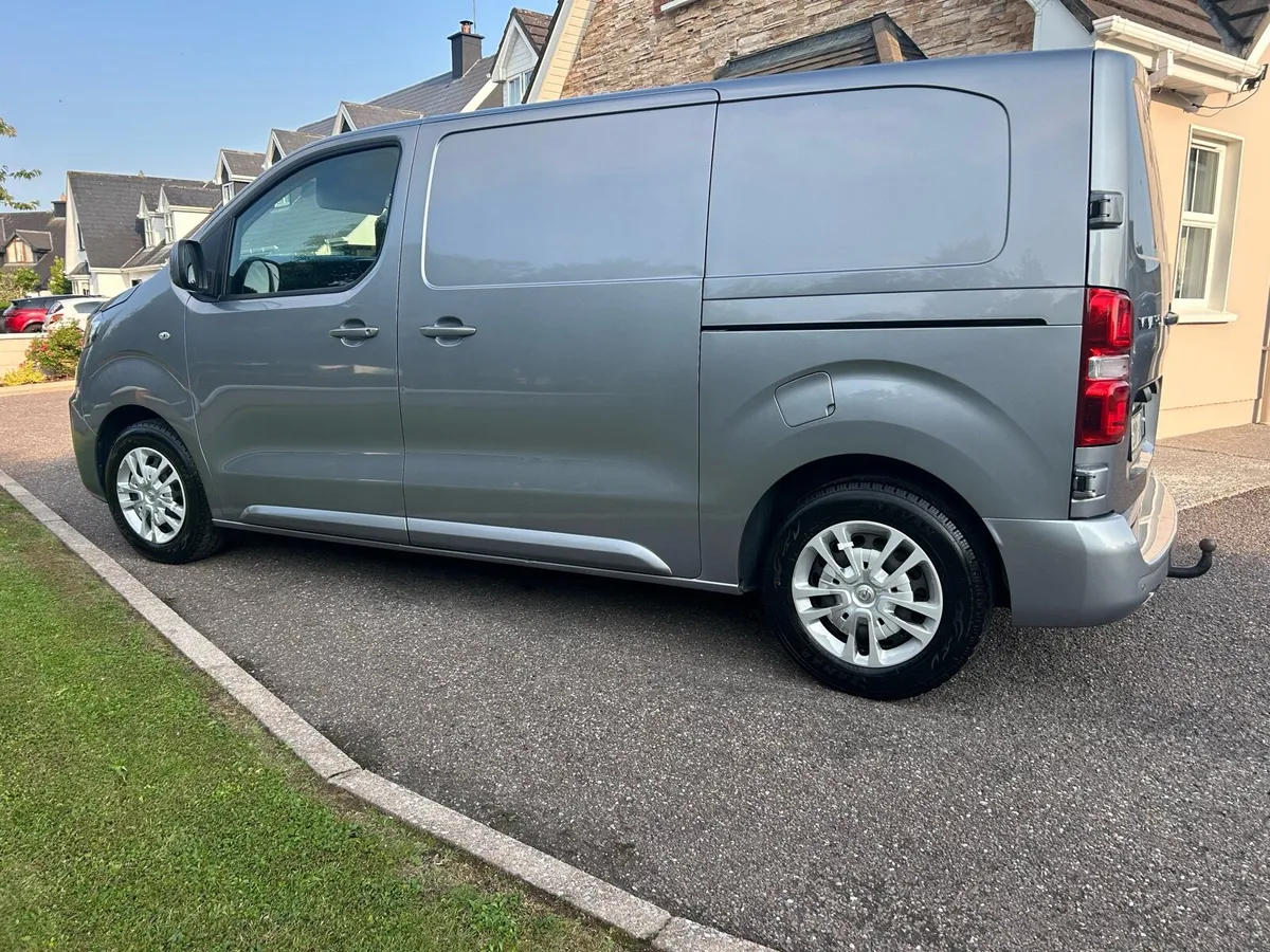 OPEL VIVARO SPORTIVE - Image 2
