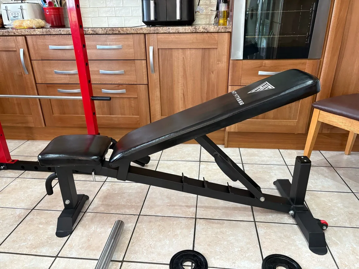 UNBELIEVABLE GYM SQUAT RACK WEIGHTS SET UP - Image 4