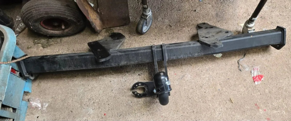 Towbar and Wiring harness Nissan qashqai - Image 2