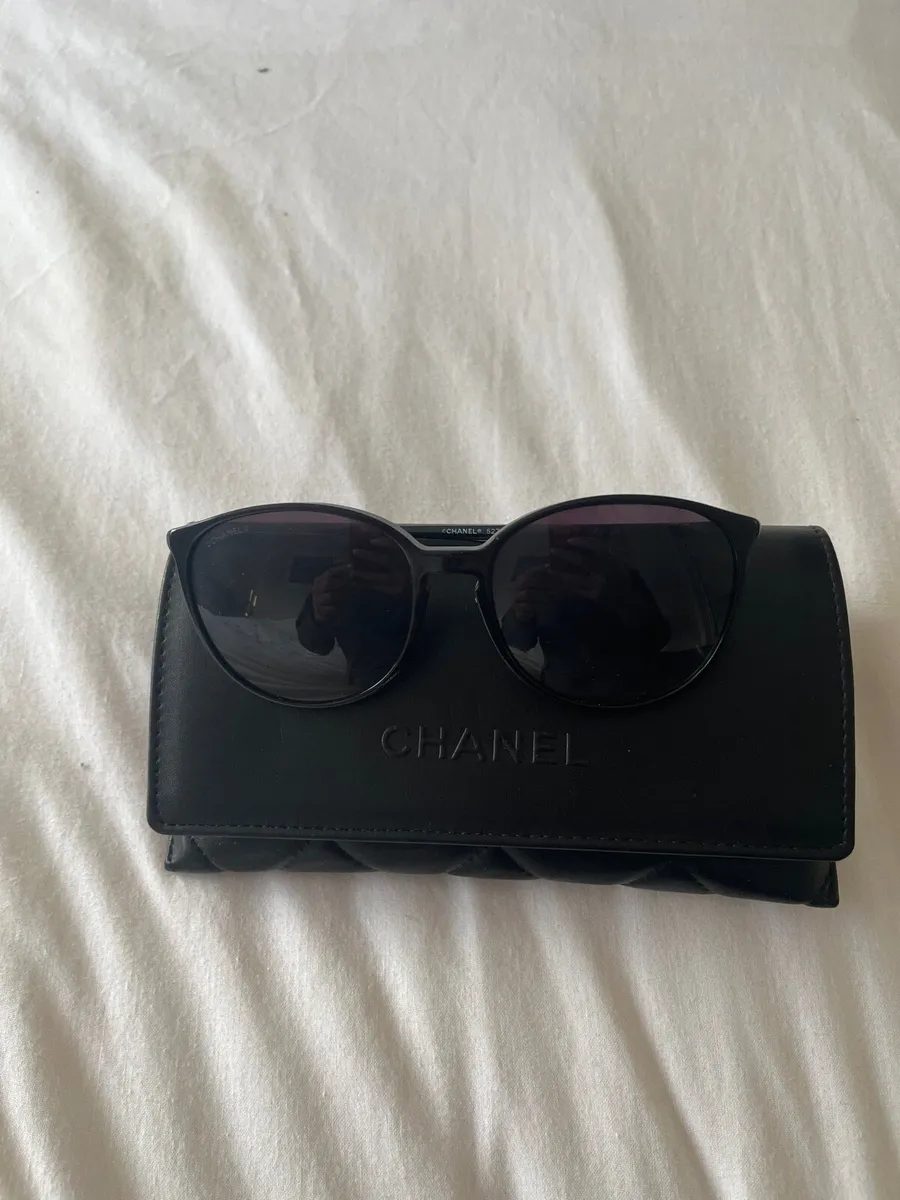 Sunglasses. - Image 3