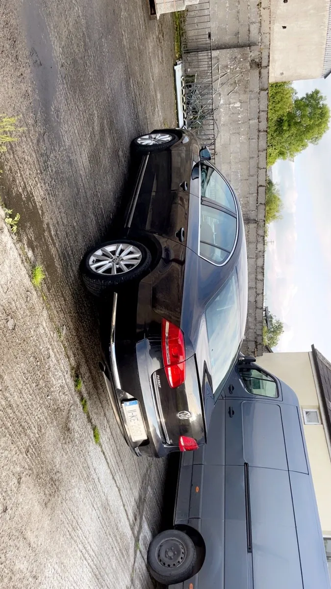 Volkswagen Passat - Image 3