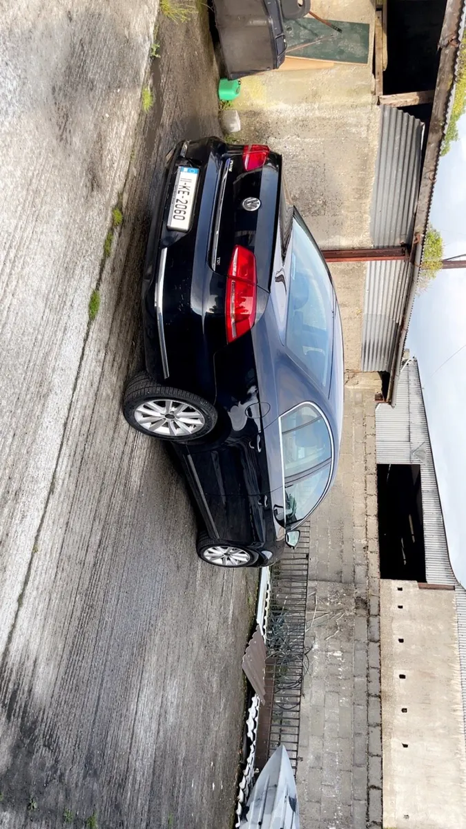Volkswagen Passat - Image 4
