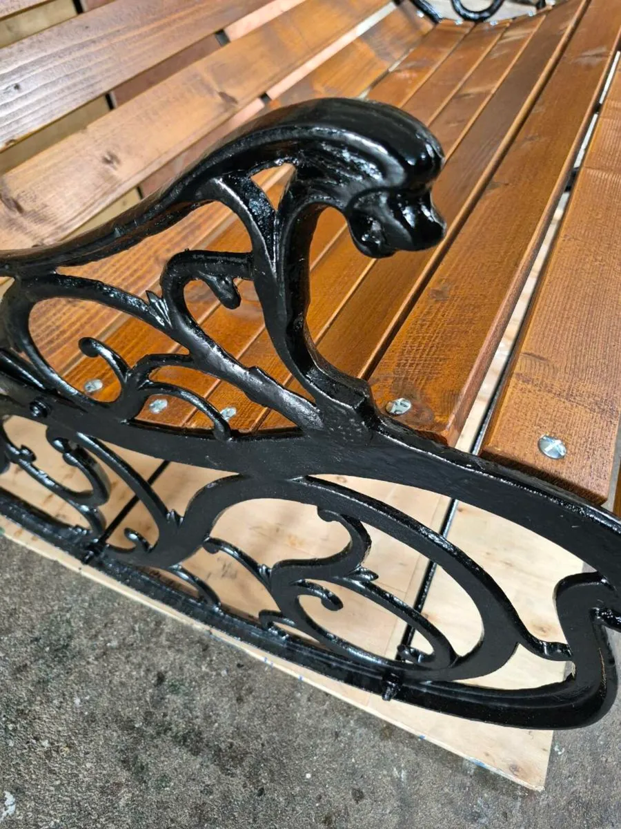 Cast iron rocking bench/ chair - Image 3