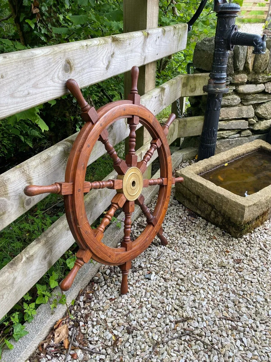 Big ship steering wheel 36inch/91cm teak and brass - Image 1