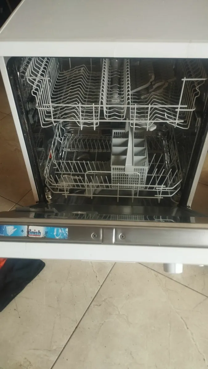 Dishwasher - Image 4