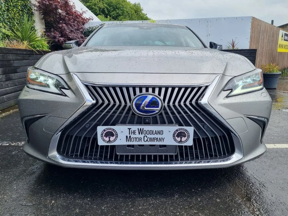 Lexus ES 300h 2.5 Hybrid / Luxury Spec / Tax  200 - Image 3