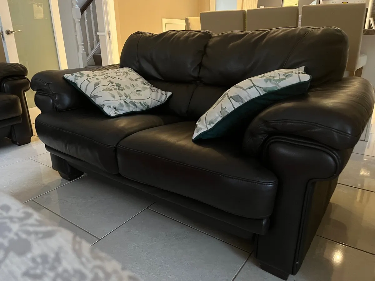 3 Seater & 2 Seater - Image 1
