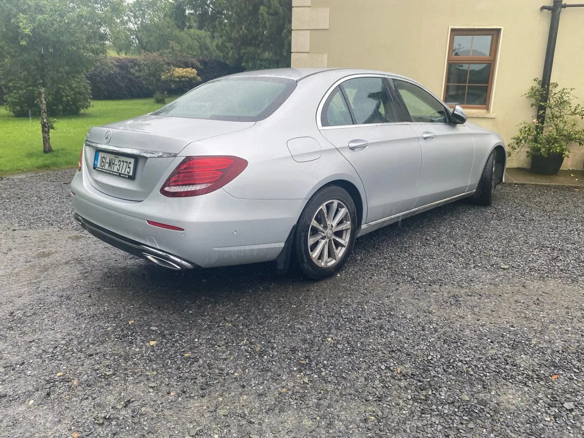 Mercedes E220d E220 - Image 3