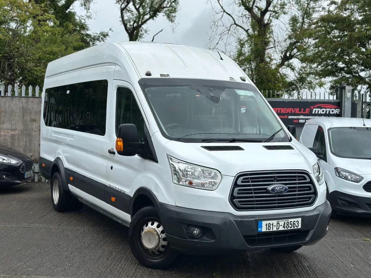 Ford Transit 2.2D Minibus“DOED,TAXED&LOW KMS” 2018 - Image 1