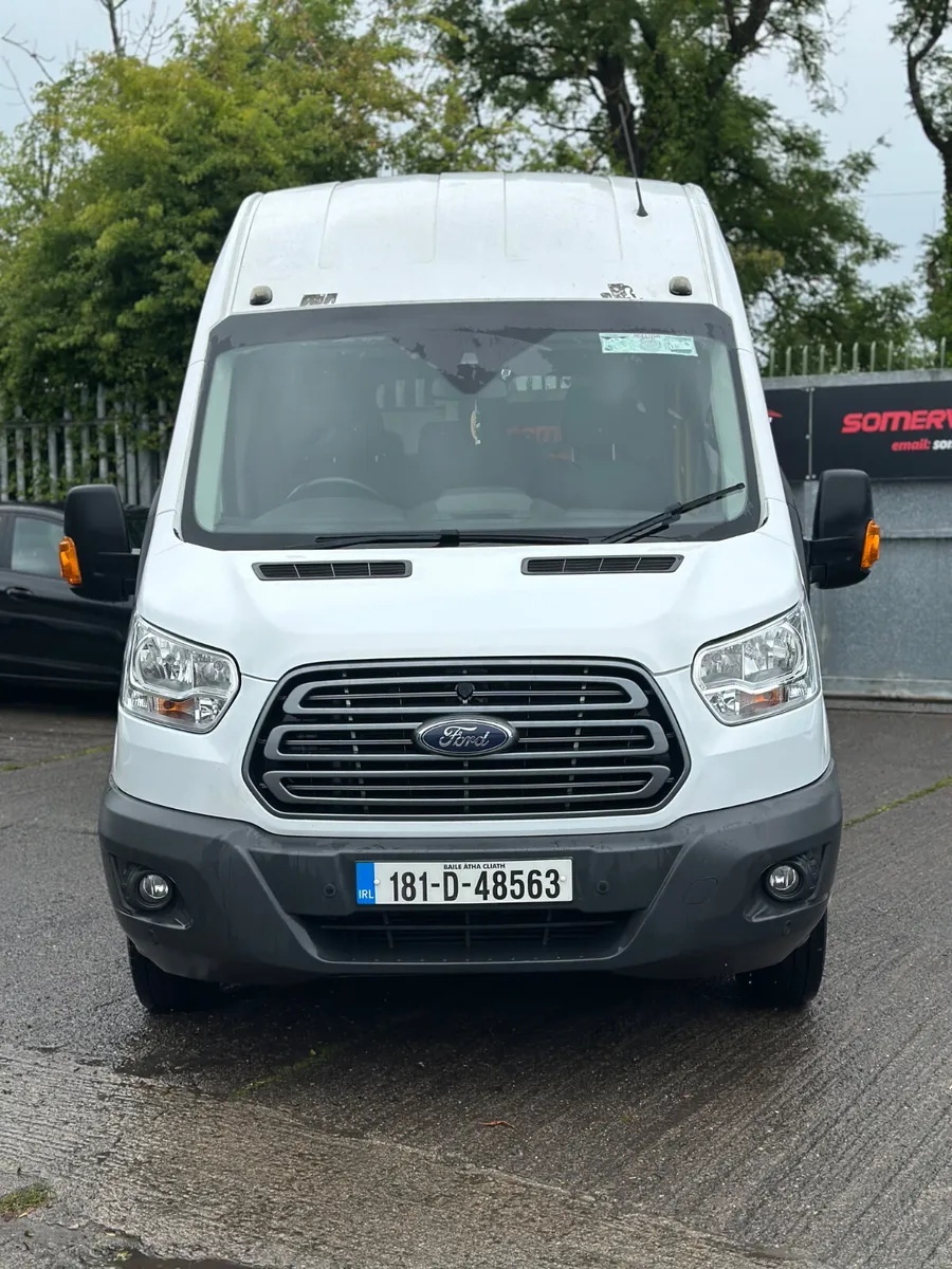 Ford Transit 2.2D Minibus“DOED,TAXED&LOW KMS” 2018 - Image 2