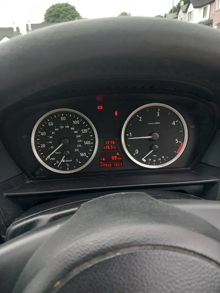 BMW 5-Series 2006 - Image 4