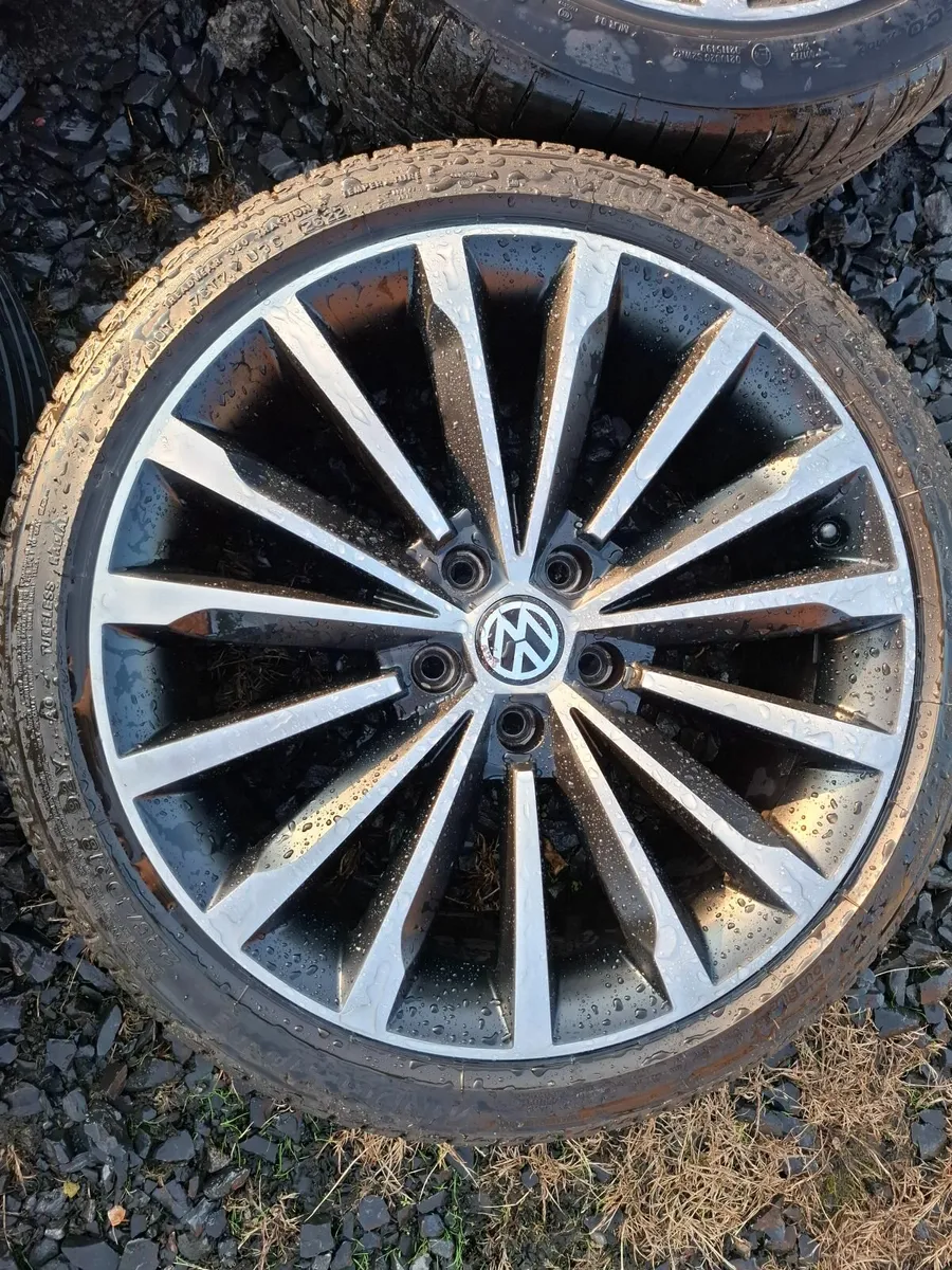 18" Vw Alloys with tyres - Image 1