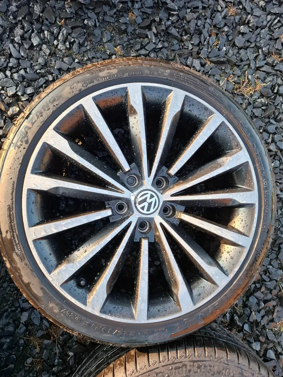 18" Vw Alloys with tyres - Image 4