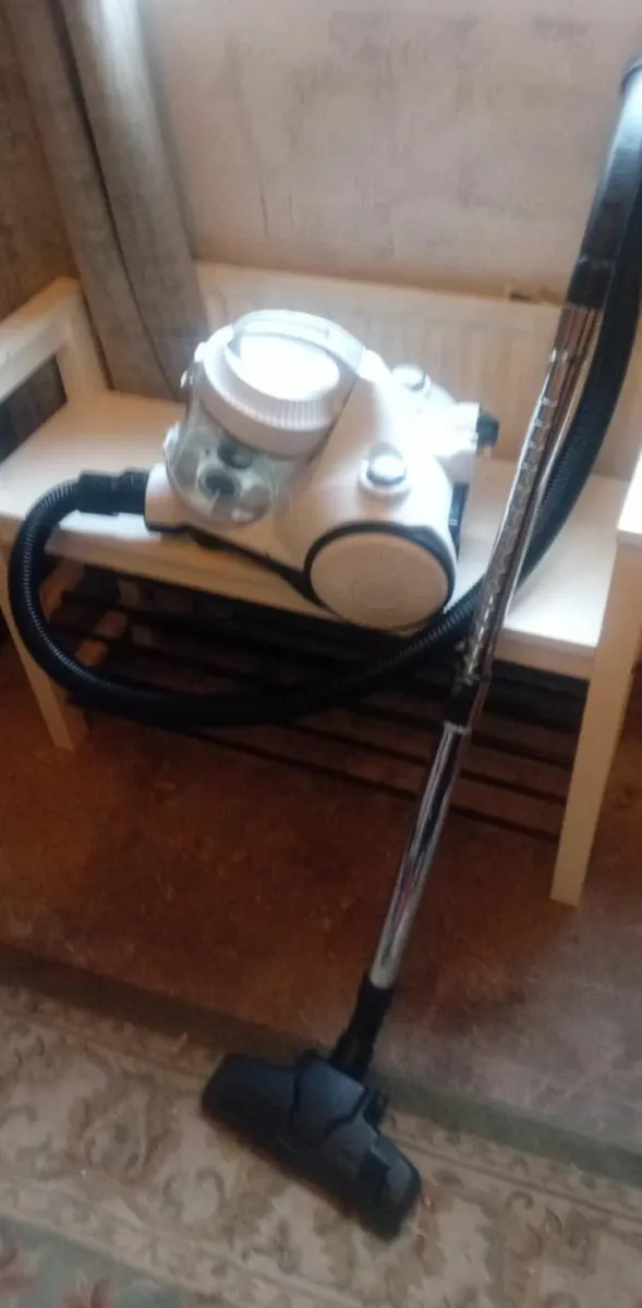 Hoover - Image 2