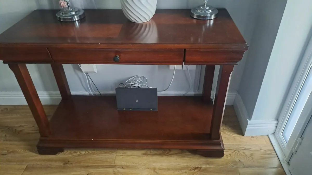 Console table - Image 2
