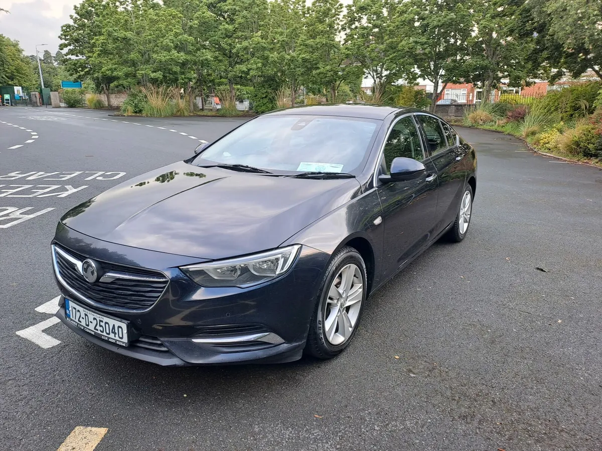Insignia 1.6 s tech nav new model - Image 2