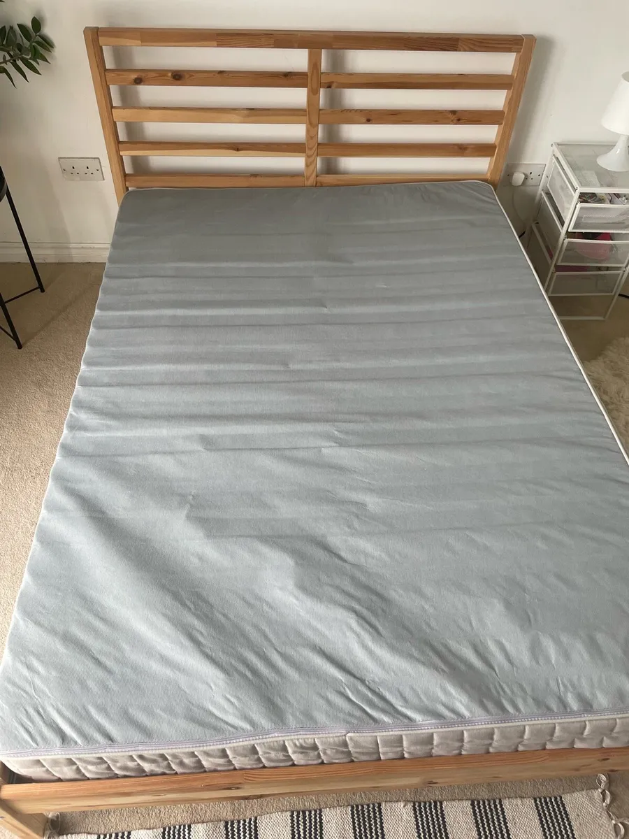 Double bed with mattress 200cm x 140 - Image 3