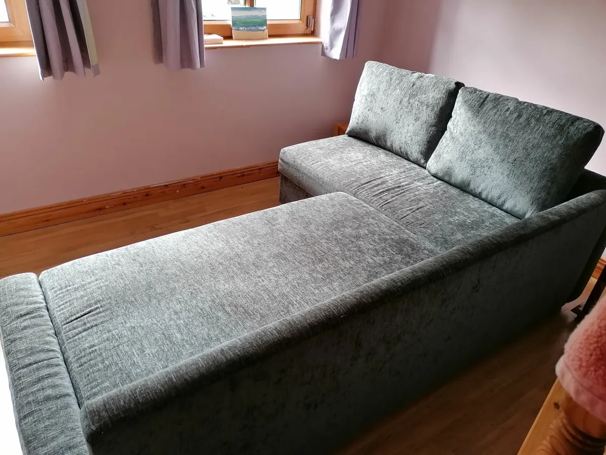 Couch - Image 1