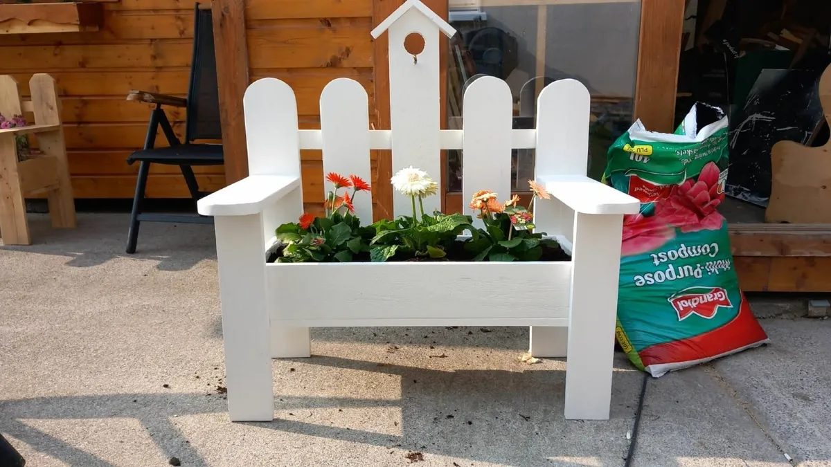 Flower boxes - Image 2