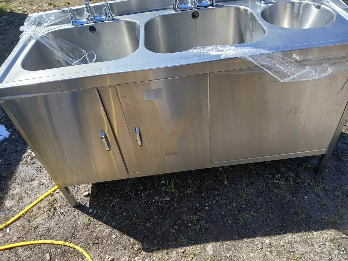 Commercial sink unit ...cabbinet /sink delivered - Image 2