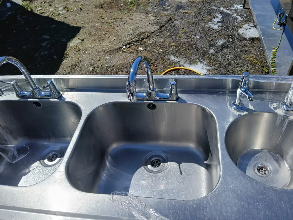 Commercial sink unit ...cabbinet /sink delivered - Image 4