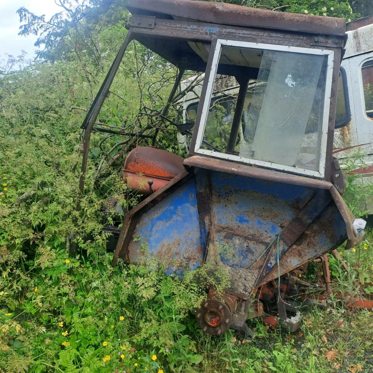 Tractor - Image 3