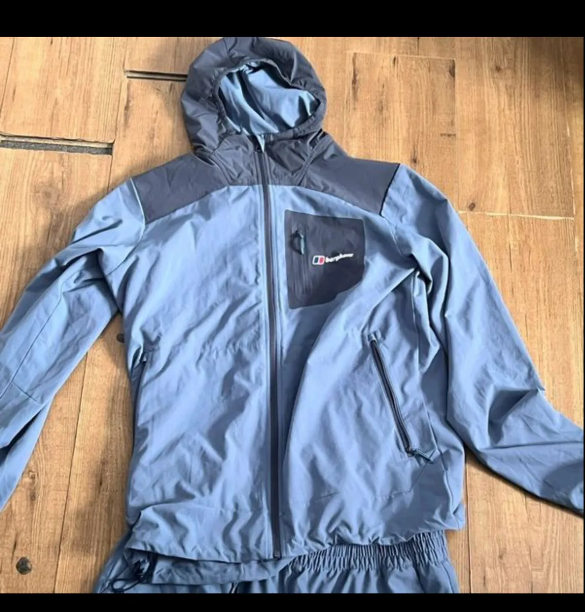 Mens Berghaus Tracksuit - Image 1