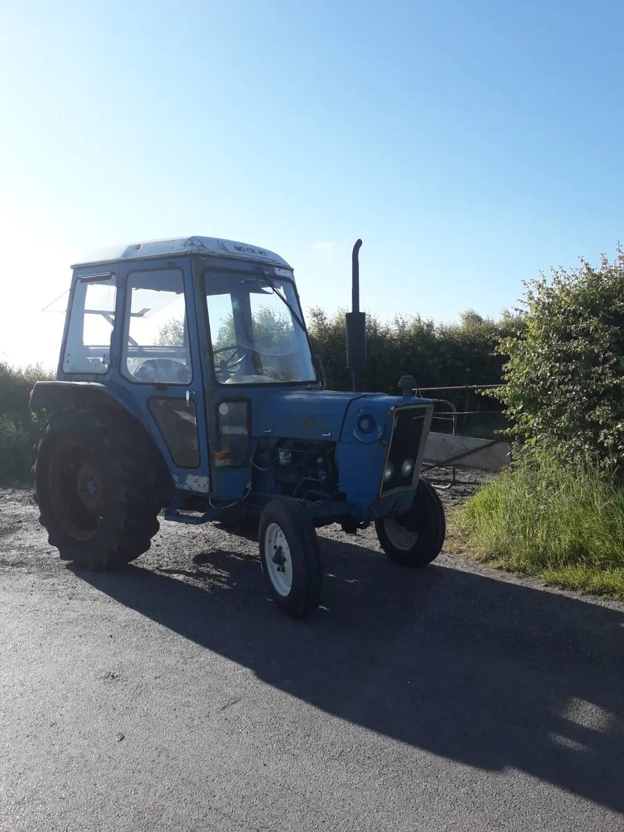 Ford 3600 - Image 2