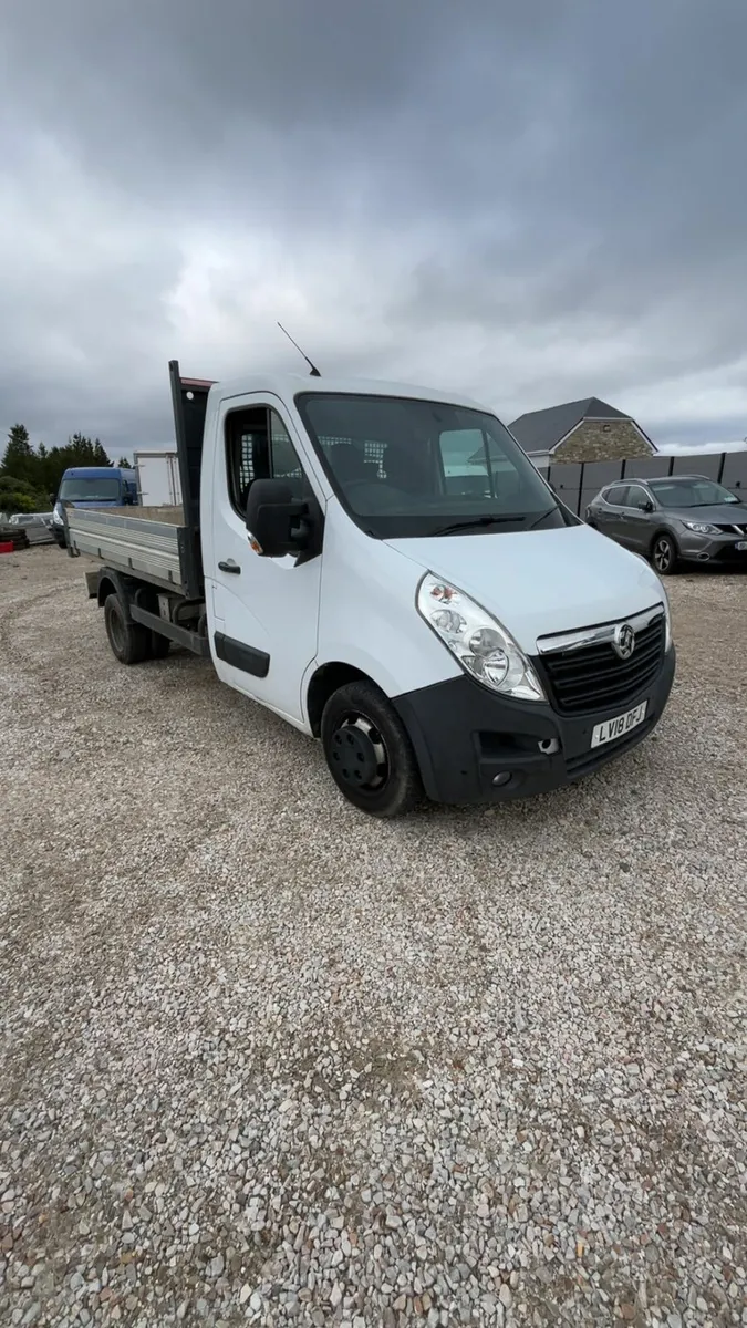 2018 vauxhall movano tipper - Image 1