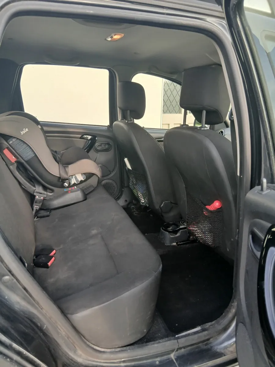 Dacia Duster 2015 - Image 2