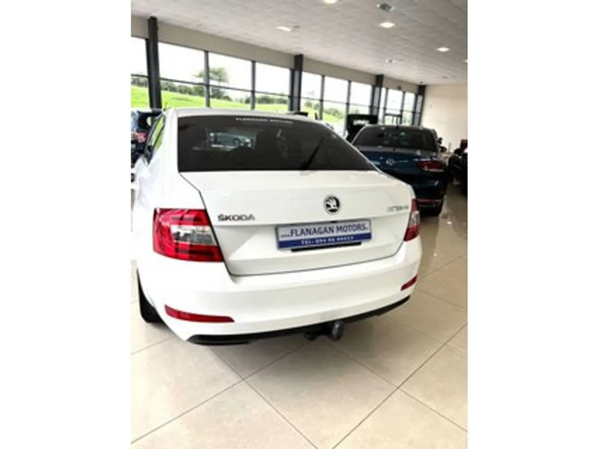 Skoda Octavia Style 1.6 TDI 110HP - Image 4