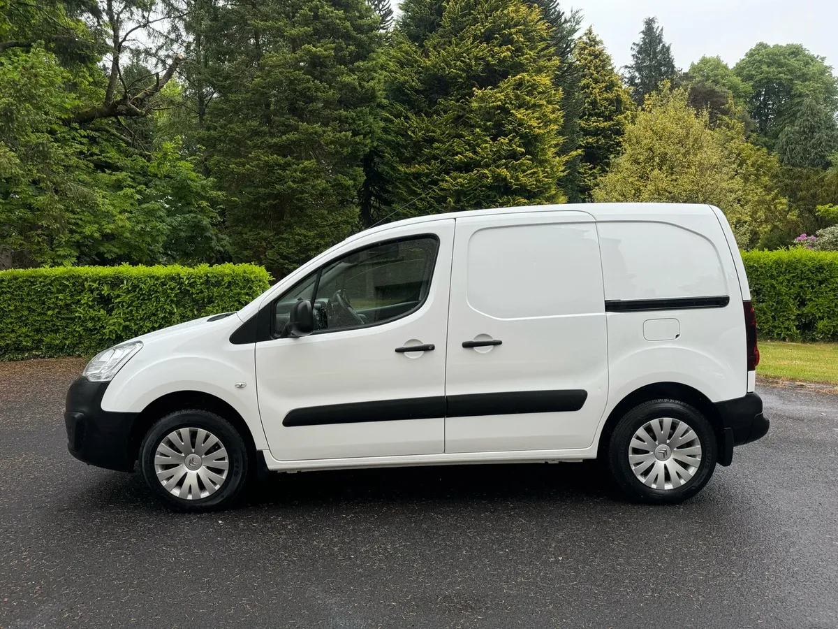 2018 Citroen Berlingo,, ELECTRIC - Image 3