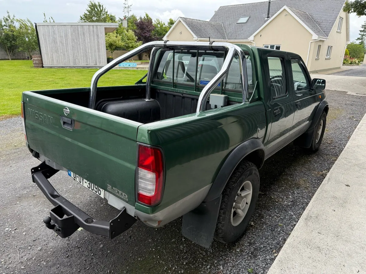 Nissan navara - Image 4
