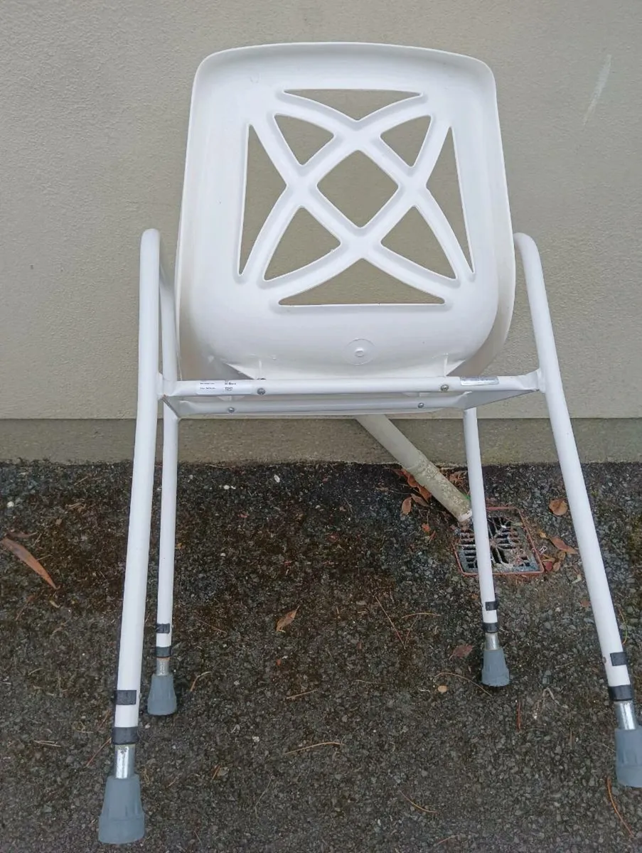Shower chair new - Image 3