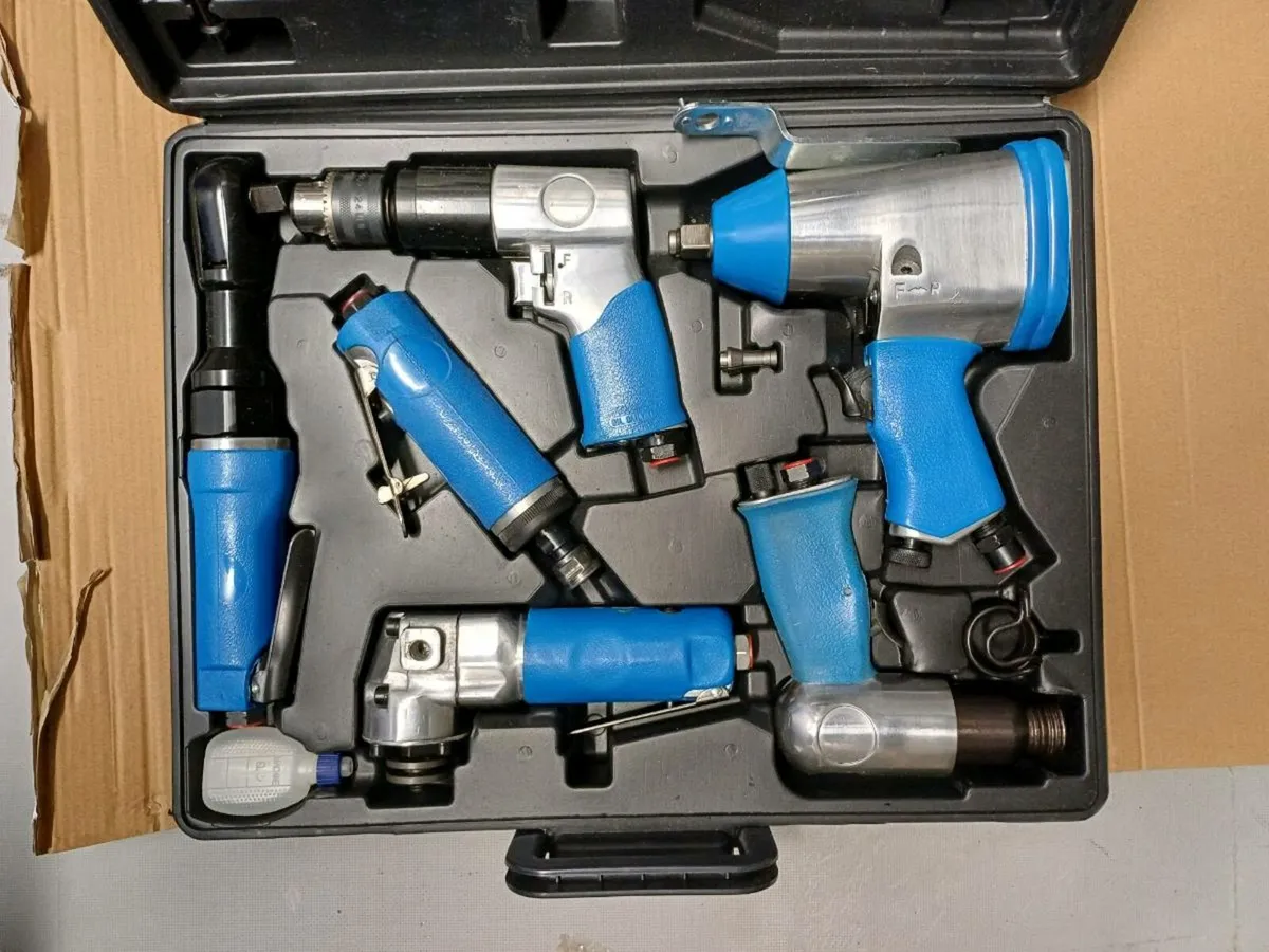 Air tool kit - Image 1