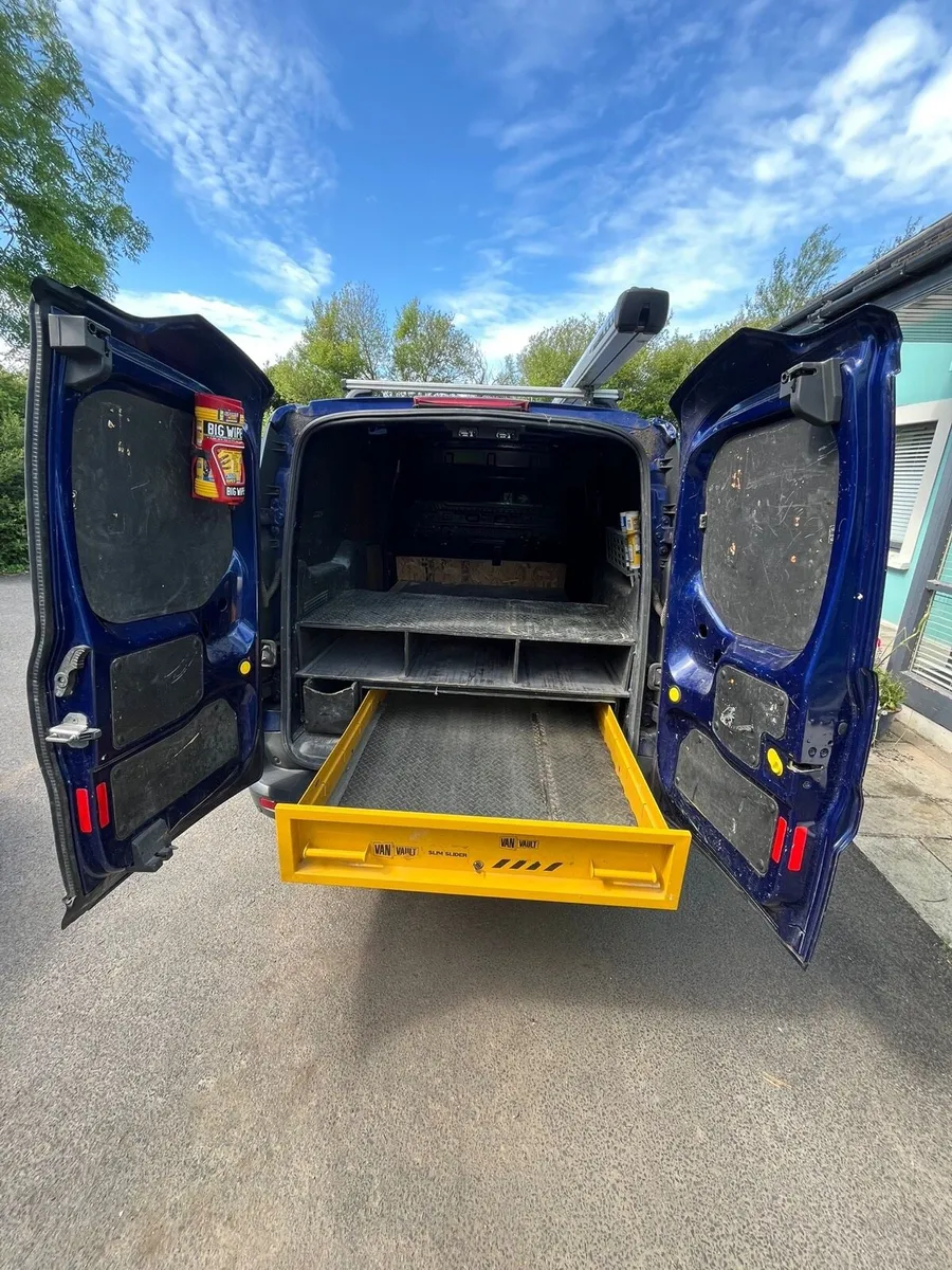 Ford Transit Connect **Low mileage** - Image 3