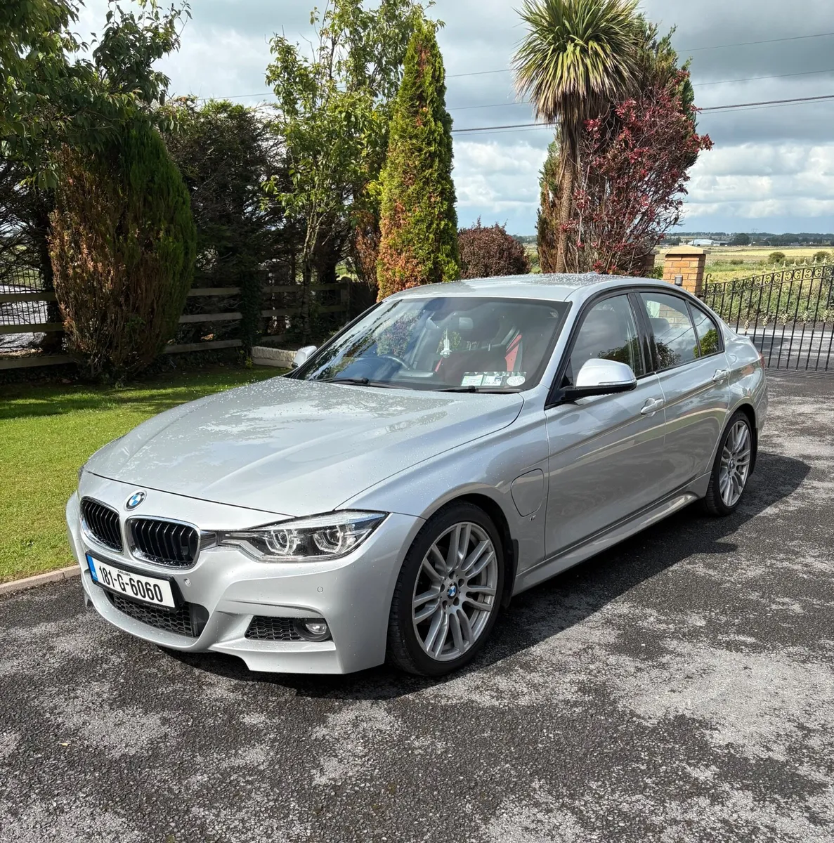 BMW 3-Series 2018 - Image 1