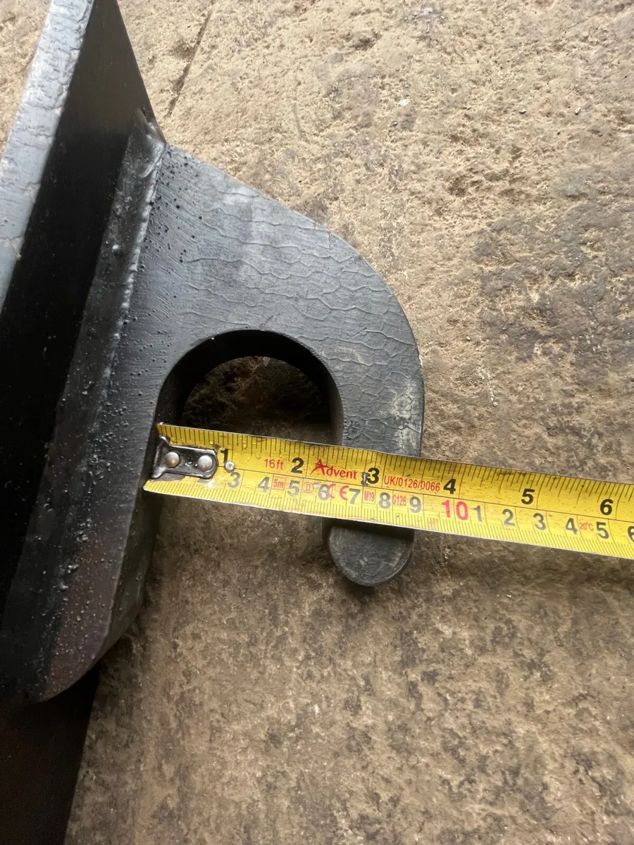 JCB TELEPORTER BRACKETS - Image 3