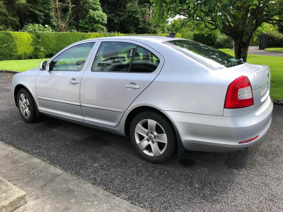 Skoda Octavia 2013 - Image 2